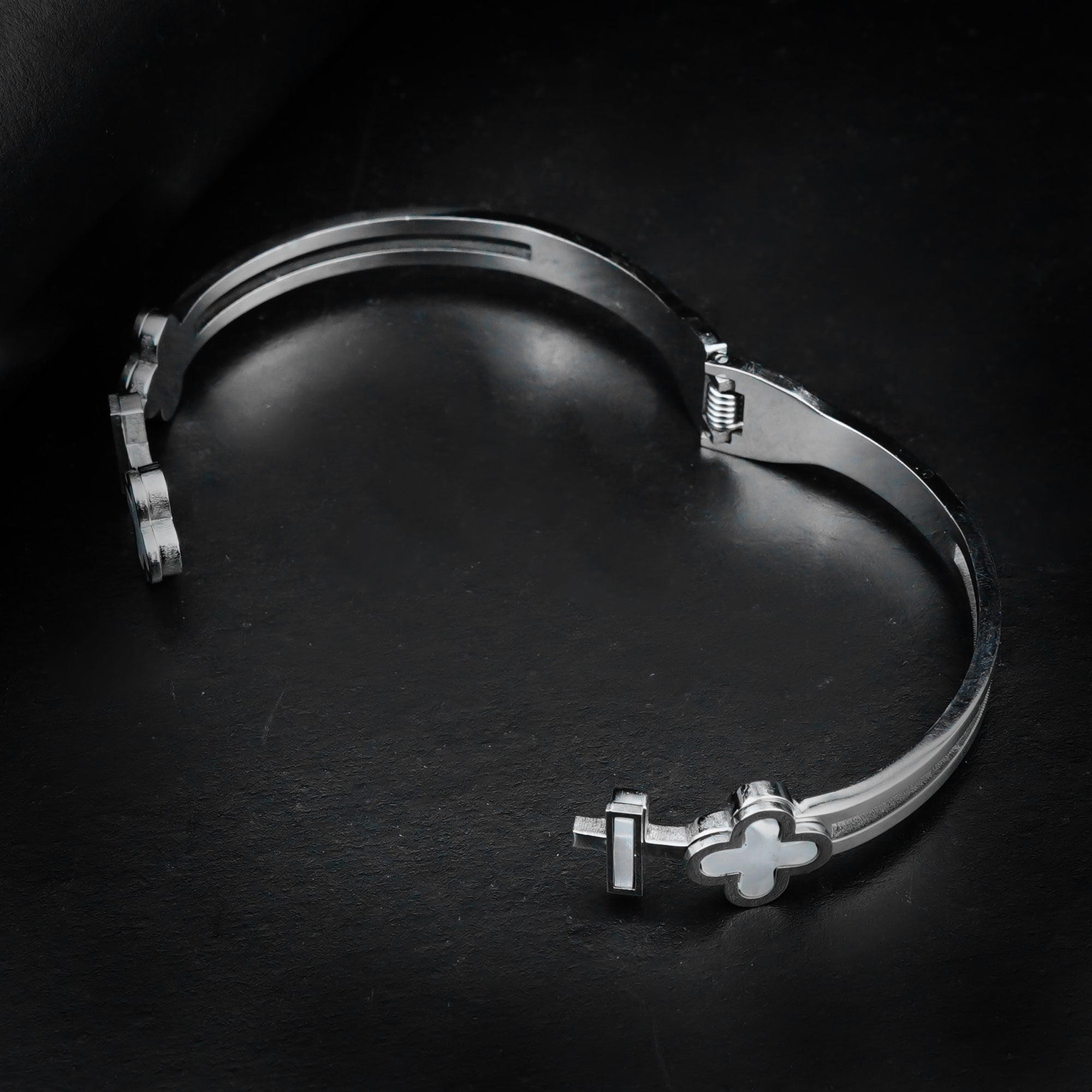 Silver Clover Bangle
